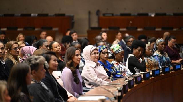 Emine Erdoğan: Çocuklarımızın esenliği için birlikte çıkacağımız bir yolun ilk adımını attık