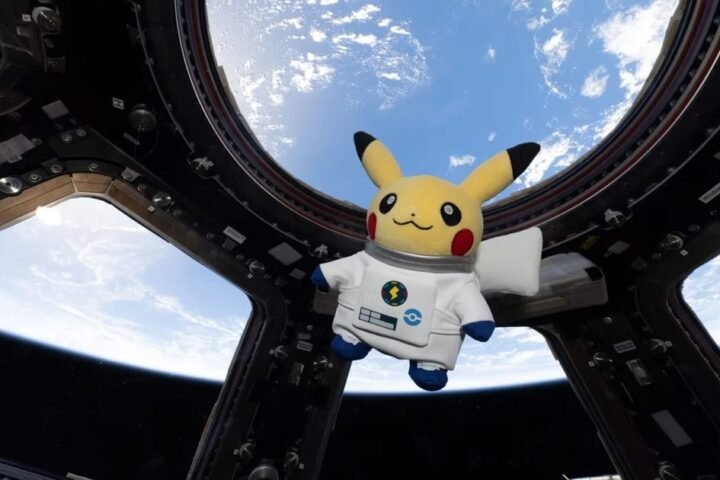 Pikachu Artık Bir Astronot