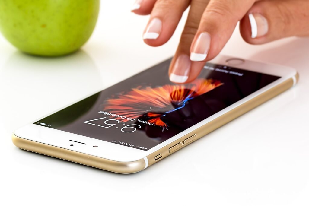 Apple'dan tüm iPhone'lara zam: Fiyatlar yüzde 25 arttı!