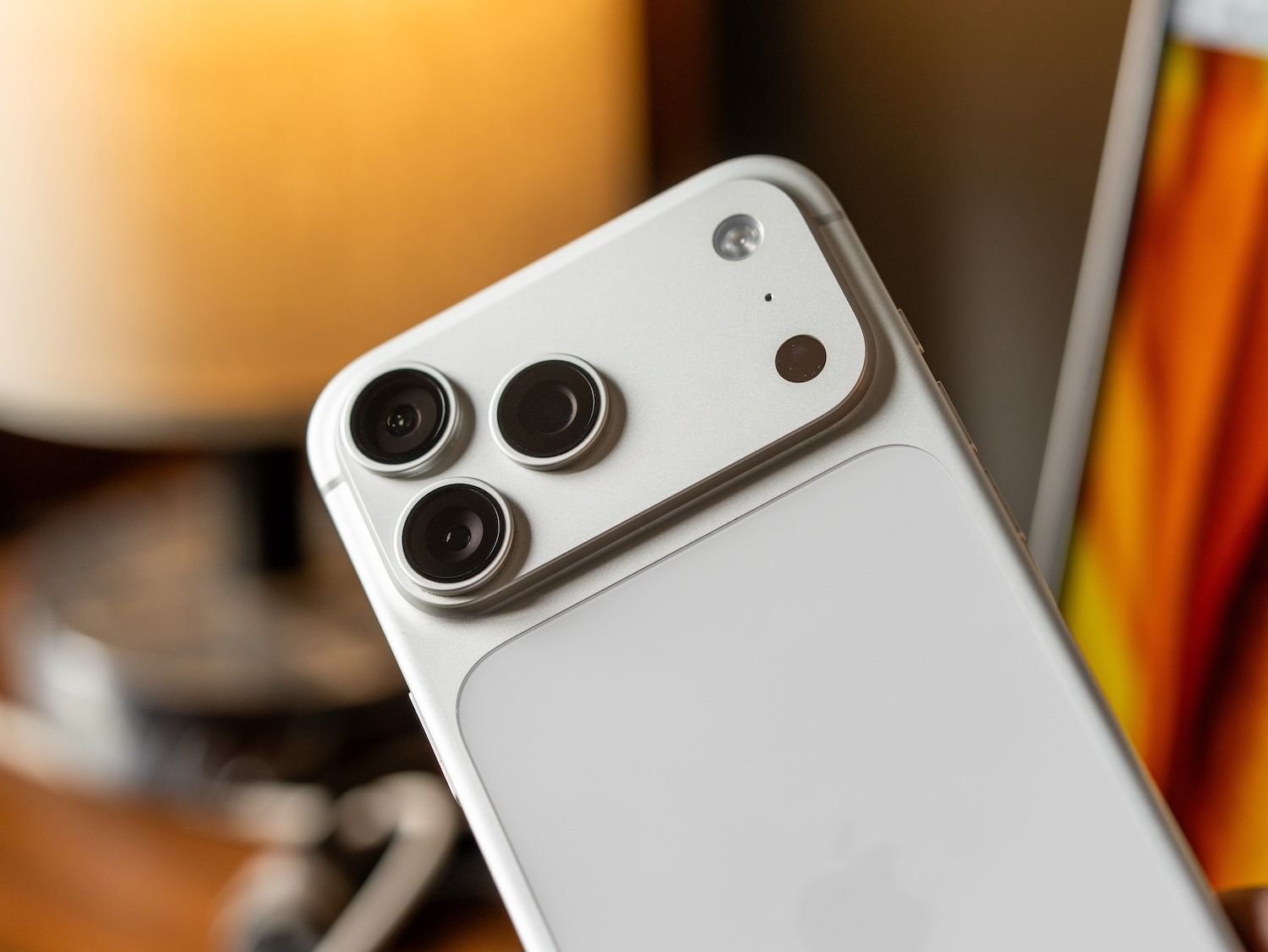 iPhone 18 Pro Max’in 20 Wh üzerindeki pili iOS 27’yi değiştirdi